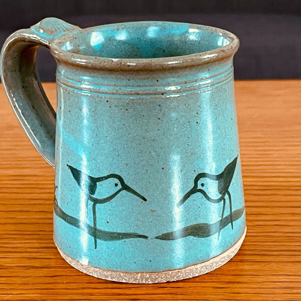 Vintage Sanibel Art Pottery Hand Painted Sandpiper made in the USA 4” H, 3.5” W - Picture 9 of 15